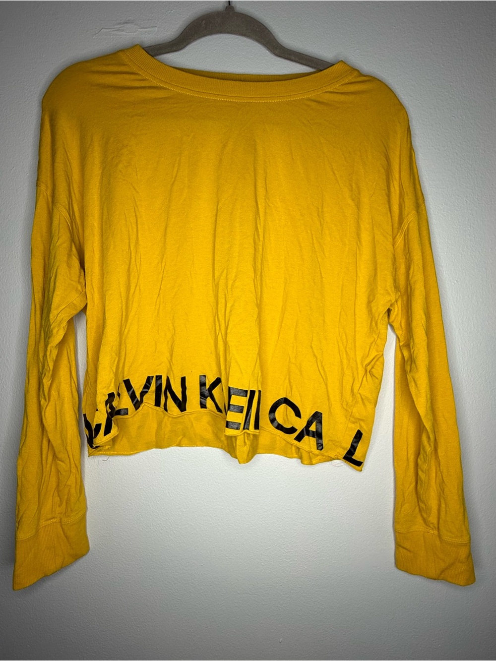 Calvin Klein Women’s Yellow Cropped Long-Sleeve Top